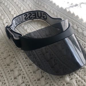 Guess LA Visor